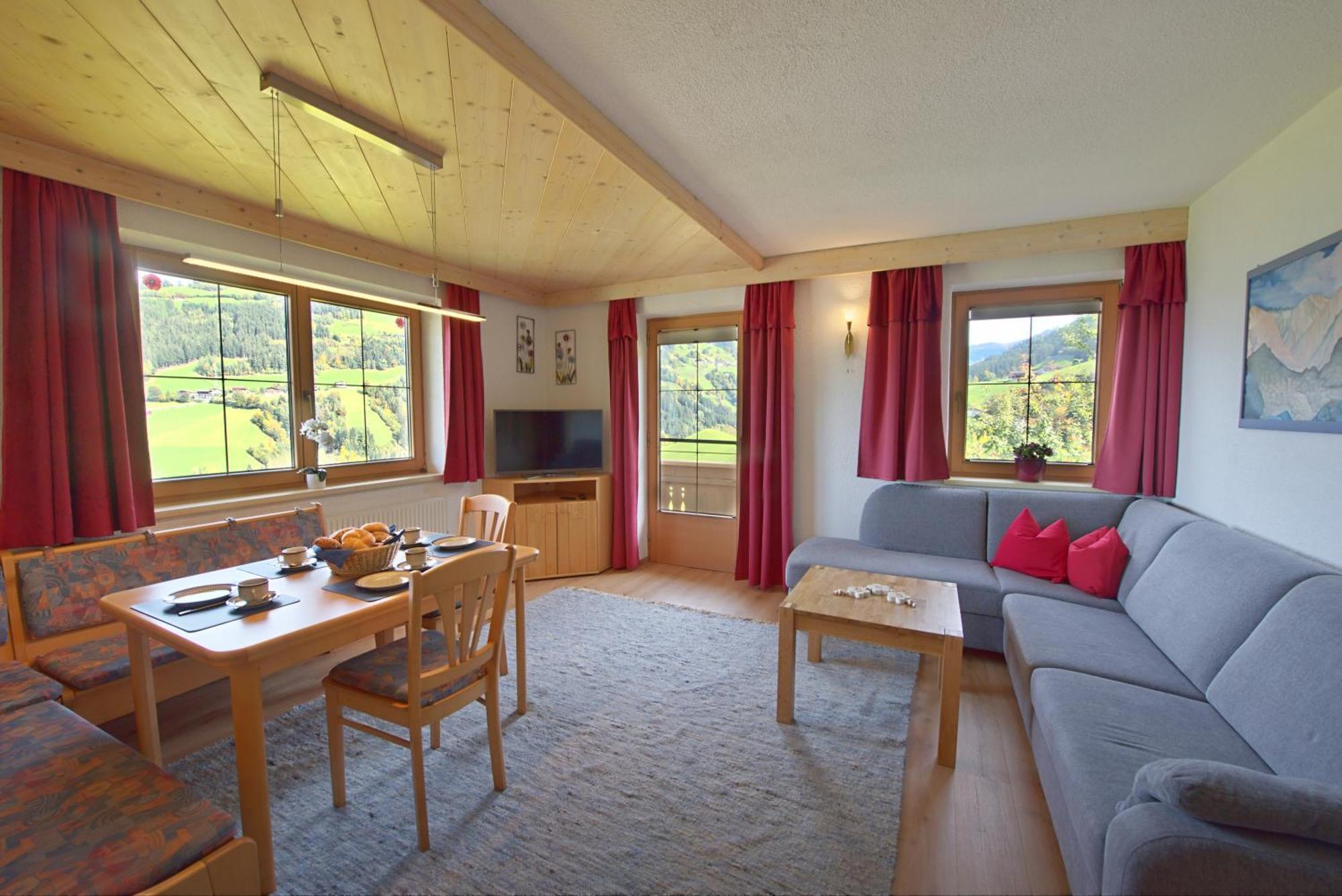 Ferienwohnung Ausblick Zillertal Hainzenberg Extérieur photo