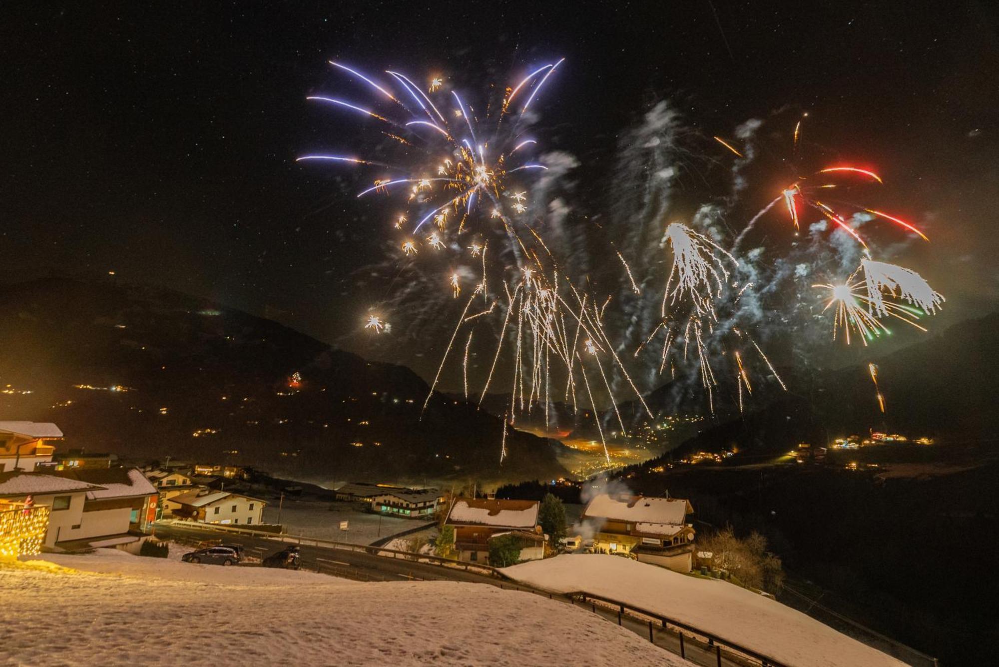 Ferienwohnung Ausblick Zillertal Hainzenberg Extérieur photo