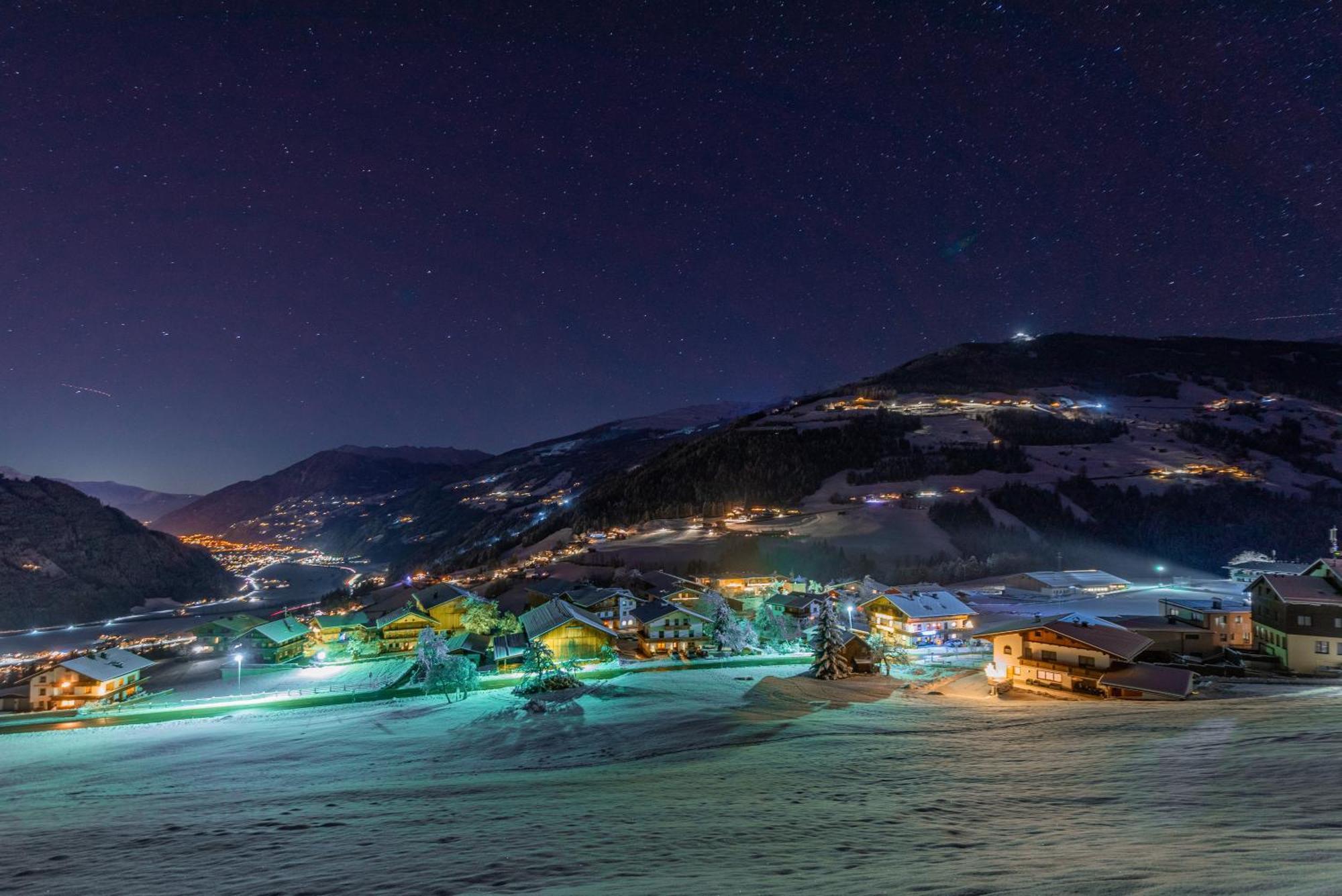 Ferienwohnung Ausblick Zillertal Hainzenberg Extérieur photo